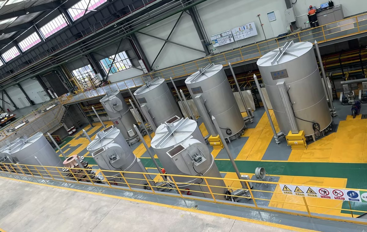 福建广闽铜业钟罩式退火炉机组顺利投产